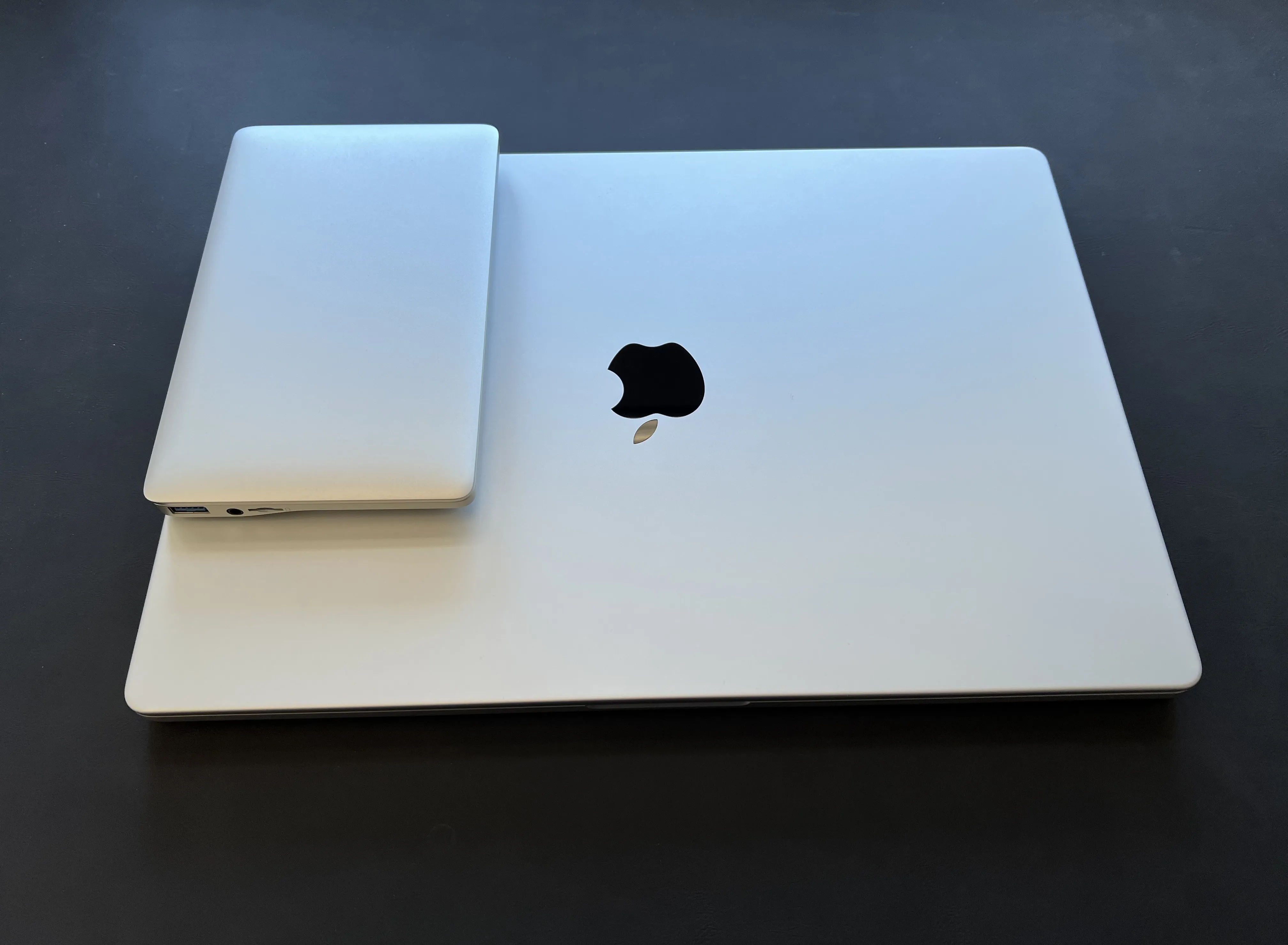 GPD Pocket 2 on top of a MacBook Pro 16"